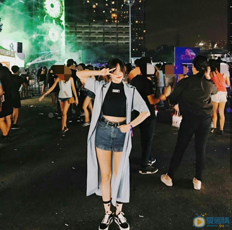 韩宝凛街拍照 韩宝凛高清写真_韩宝凛高清剧照