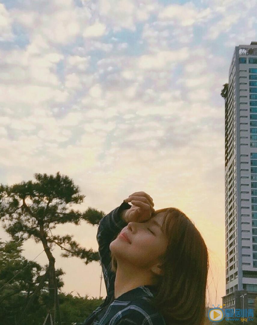 韩宝凛街拍照 韩宝凛高清写真_韩宝凛高清剧照