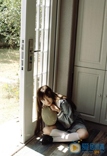 刘增艳制服写真 刘增艳高清写真_刘增艳高清剧照