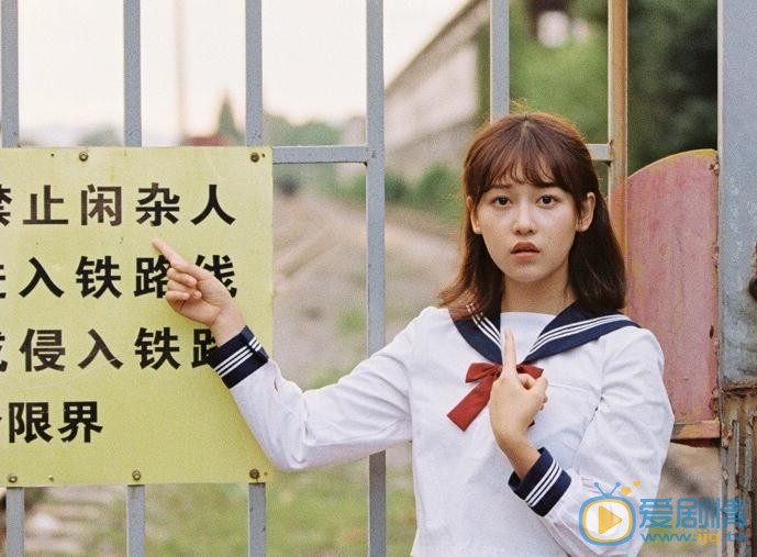 吕一制服写真 吕一高清写真_吕一高清剧照