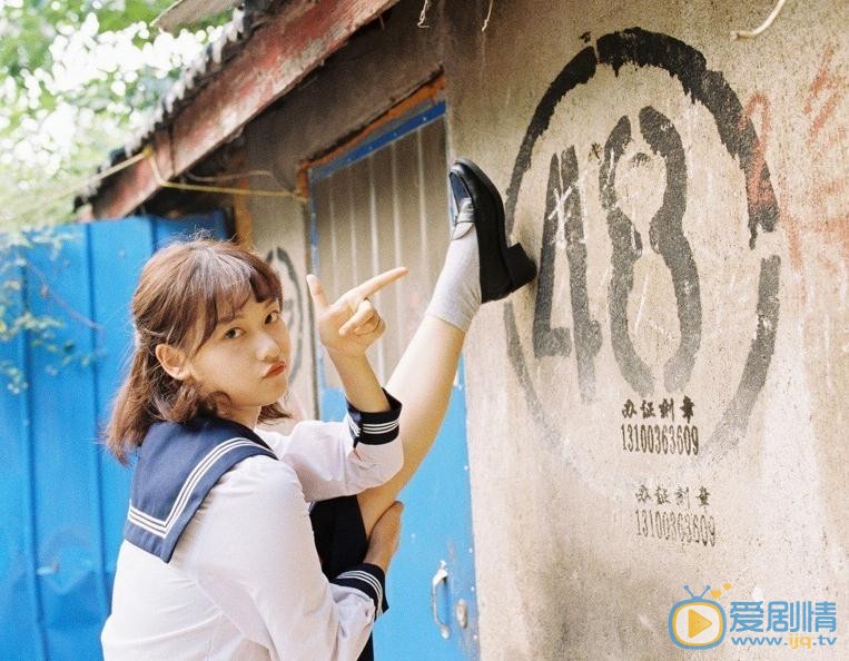 吕一制服写真 吕一高清写真_吕一高清剧照