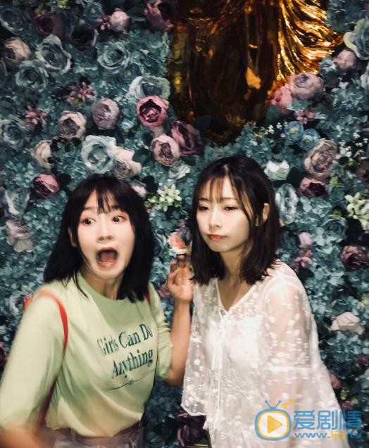 吕一与人合照 吕一高清写真_吕一高清剧照