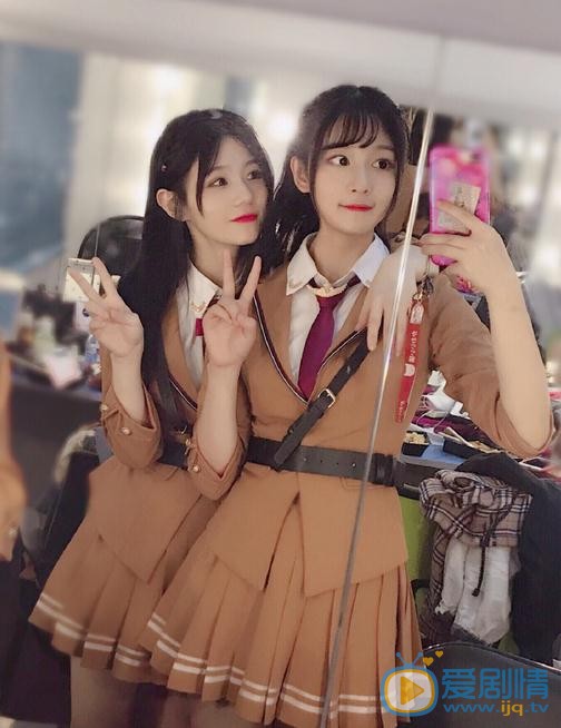 吕一与人合照 吕一高清写真_吕一高清剧照