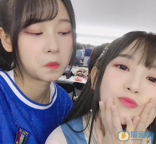 吕一与人合照 吕一高清写真_吕一高清剧照