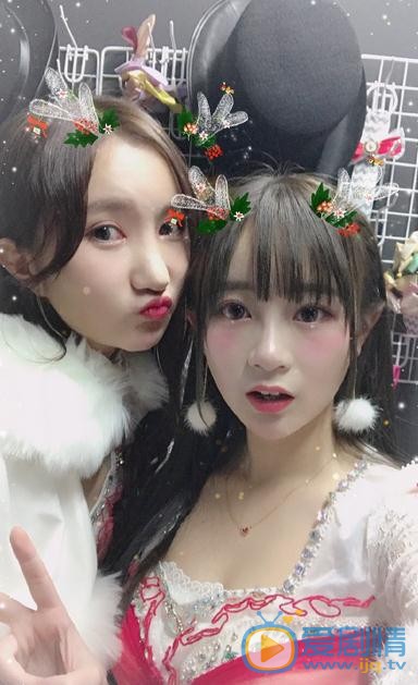 刘增艳与人合照 刘增艳高清写真_刘增艳高清剧照