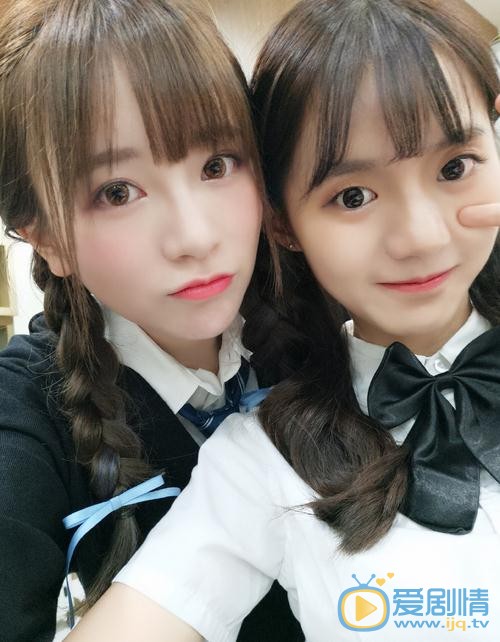 刘增艳与人合照 刘增艳高清写真_刘增艳高清剧照