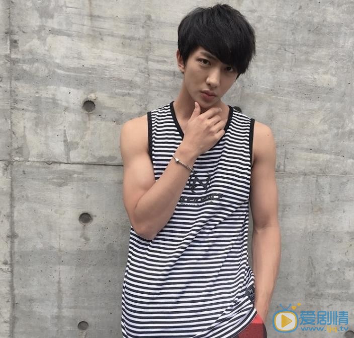 许明杰生活照 许明杰高清写真_许明杰高清剧照