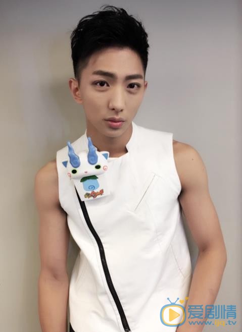 许明杰生活照 许明杰高清写真_许明杰高清剧照