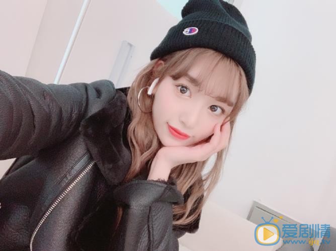 孔雪儿自拍照 孔雪儿高清写真_孔雪儿高清剧照