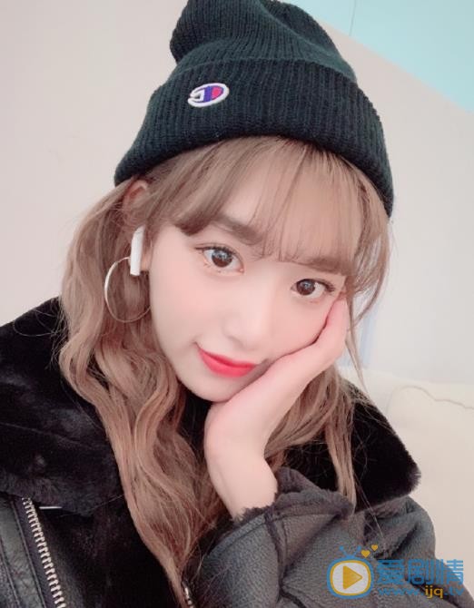 孔雪儿自拍照 孔雪儿高清写真_孔雪儿高清剧照