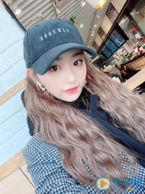 孔雪儿自拍照 孔雪儿高清写真_孔雪儿高清剧照