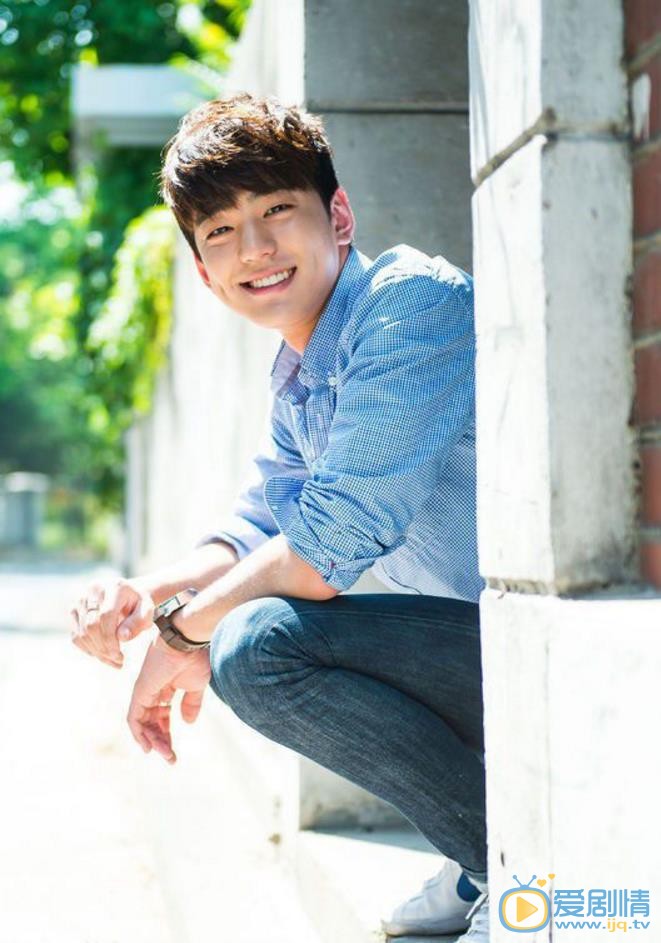 金旻奎个人写真 金旻奎高清写真_金旻奎高清剧照