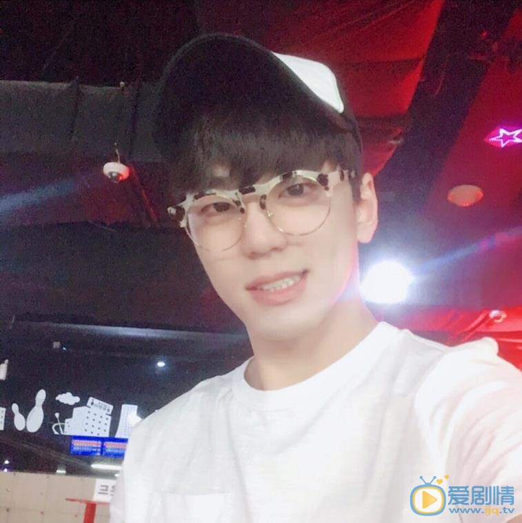 金旻奎自拍照 金旻奎高清写真_金旻奎高清剧照