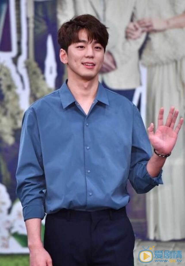 金旻奎活动照 金旻奎高清写真_金旻奎高清剧照