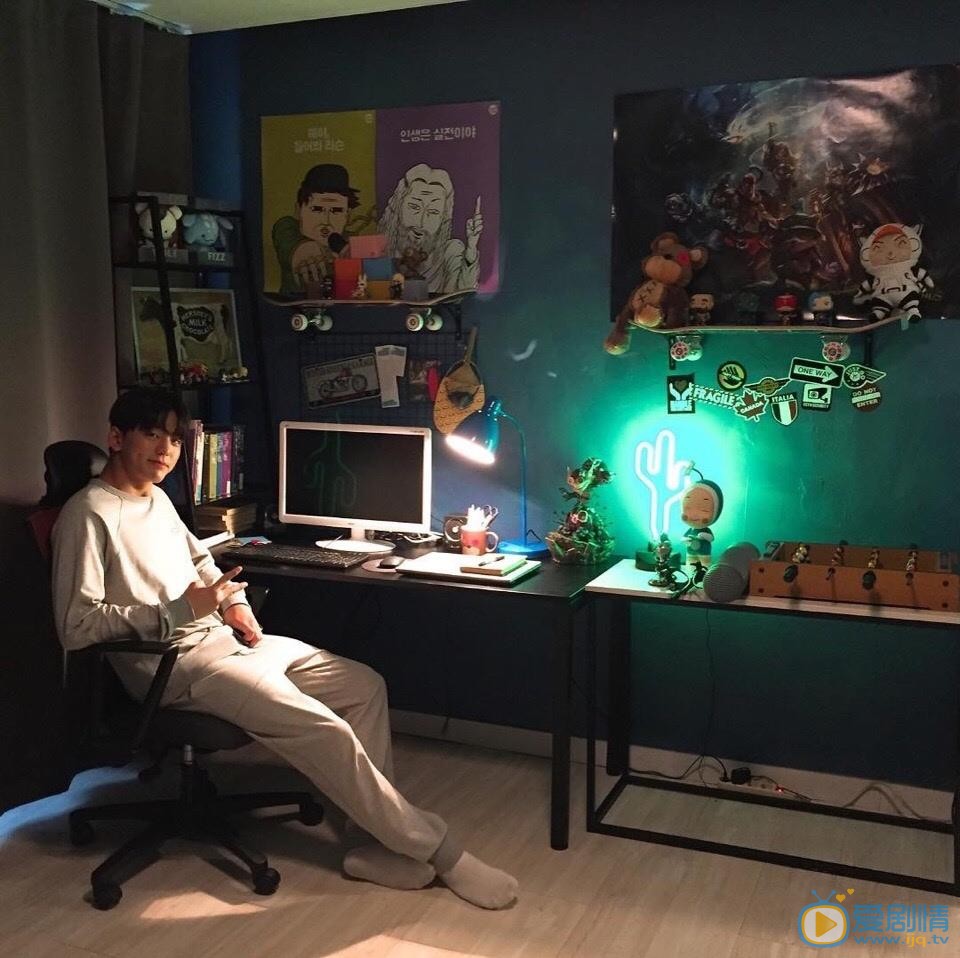 金旻奎生活照 金旻奎高清写真_金旻奎高清剧照
