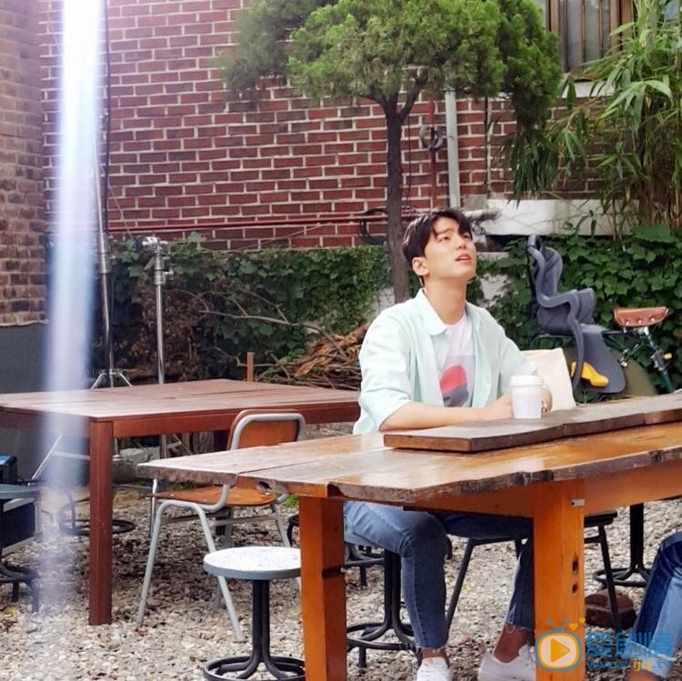 金旻奎生活照 金旻奎高清写真_金旻奎高清剧照