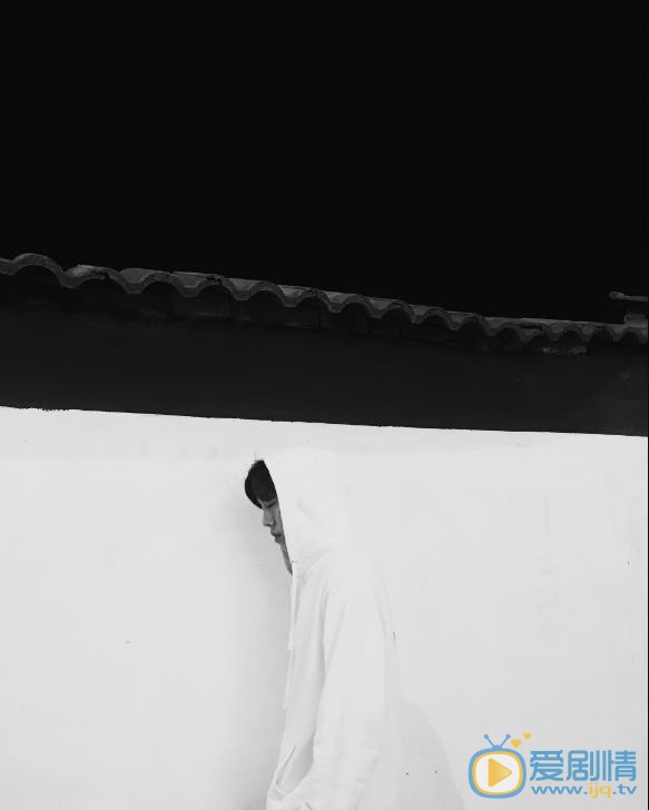 李之繁街拍写真 李之繁高清写真_李之繁高清剧照