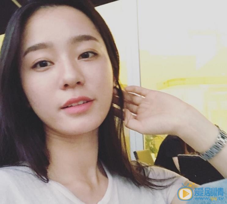 张梦露生活照 张梦露高清写真_张梦露高清剧照