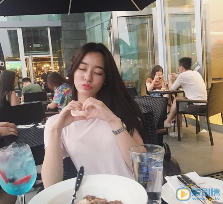 张梦露生活照 张梦露高清写真_张梦露高清剧照