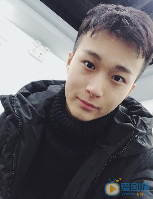 田韦辰生活照 田韦辰高清写真_田韦辰高清剧照