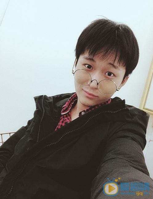 田韦辰生活照 田韦辰高清写真_田韦辰高清剧照