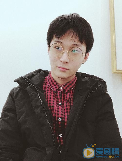 田韦辰生活照 田韦辰高清写真_田韦辰高清剧照