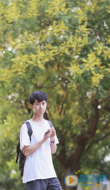 田韦辰气质写真 田韦辰高清写真_田韦辰高清剧照