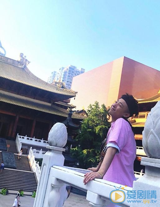 王奕生活照 王奕高清写真_王奕高清剧照