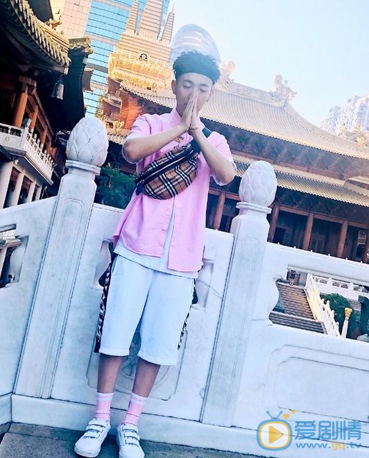 王奕生活照 王奕高清写真_王奕高清剧照