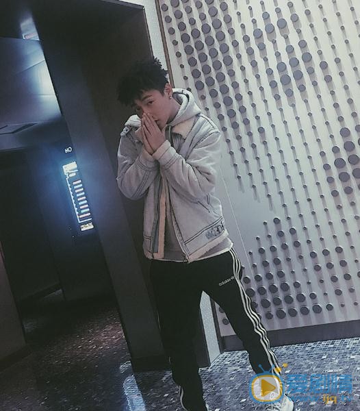 王奕生活照 王奕高清写真_王奕高清剧照