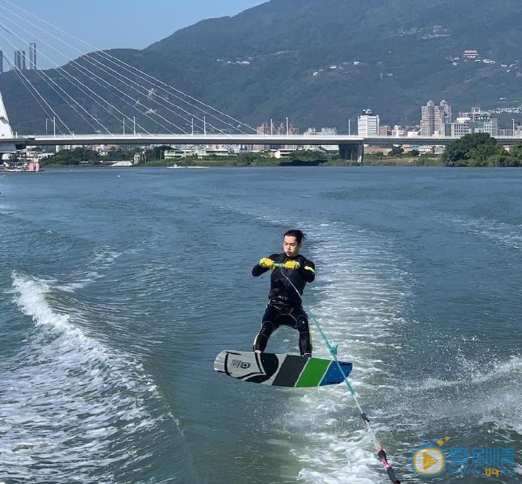 禾浩辰户外大片 禾浩辰高清写真_禾浩辰高清剧照