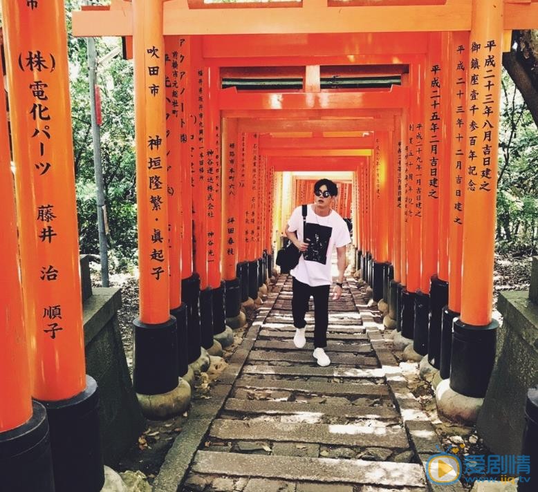 禾浩辰户外大片 禾浩辰高清写真_禾浩辰高清剧照