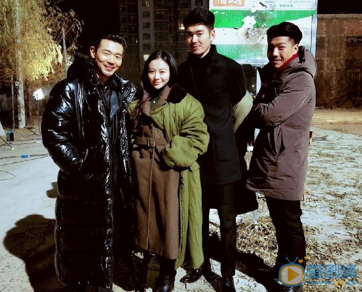 徐子涵与人合照 徐子涵高清写真_徐子涵高清剧照
