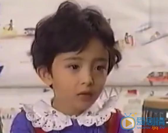 杨幂童年照 杨幂高清写真_杨幂高清剧照