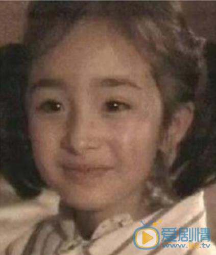 杨幂童年照 杨幂高清写真_杨幂高清剧照