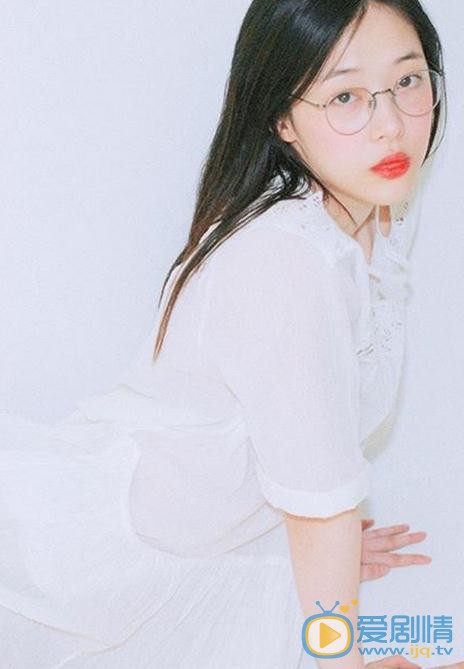 崔雪莉ceci杂志写真 崔雪莉高清写真_崔雪莉高清剧照