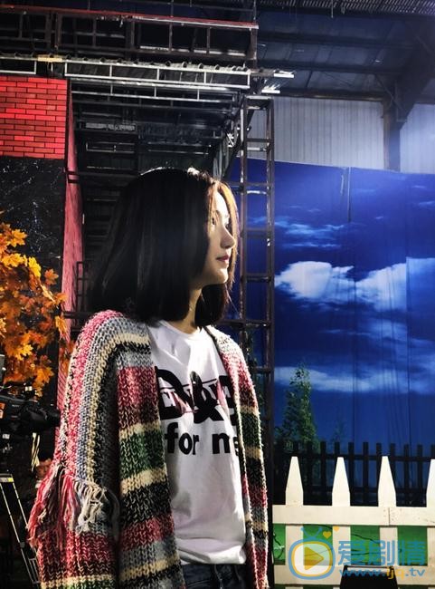 生小芊生活照 生小芊高清写真_生小芊高清剧照