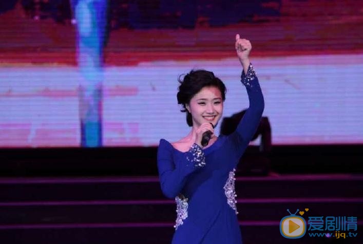 生小芊活动舞台照 生小芊高清写真_生小芊高清剧照