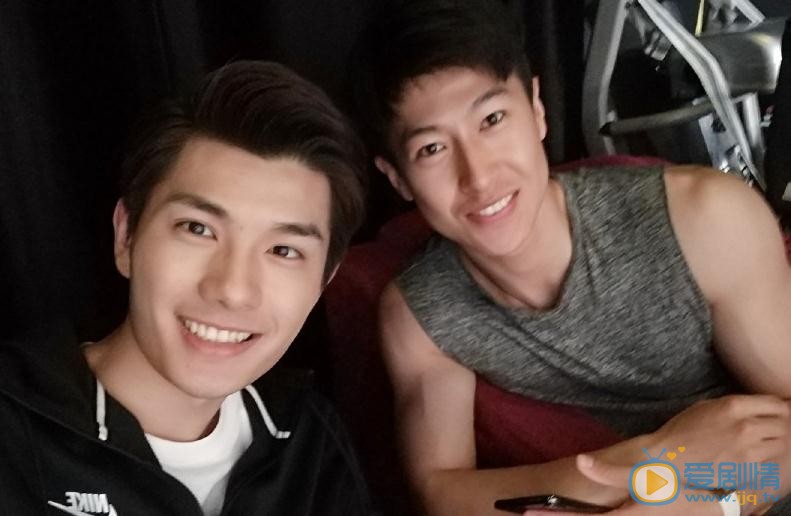 孙熹之与人合照 孙熹之高清写真_孙熹之高清剧照