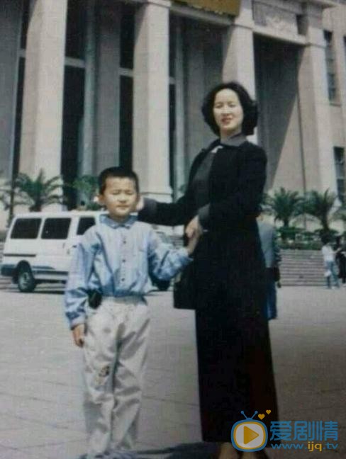 郭喆儿童照 郭喆高清写真_郭喆高清剧照