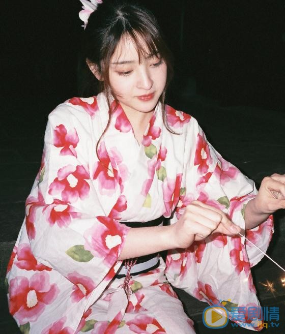 张瑜纹和服照 张瑜纹高清写真_张瑜纹高清剧照