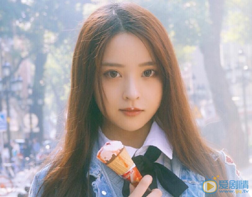 张瑜纹街拍写真 张瑜纹高清写真_张瑜纹高清剧照