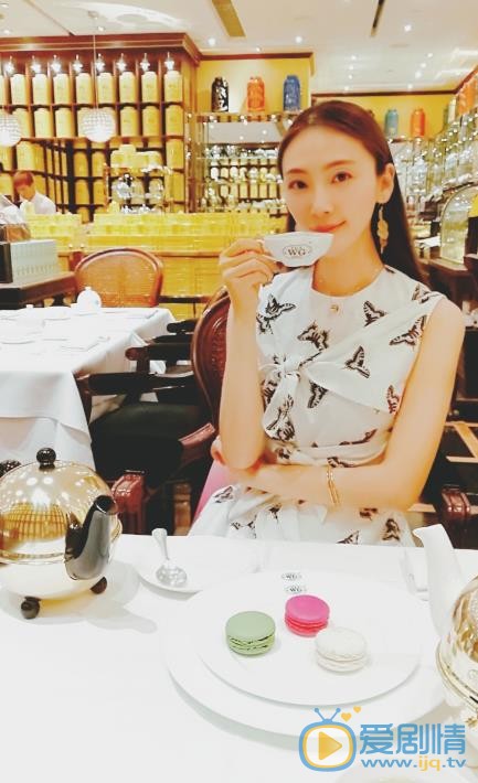 田娜生活照 田娜高清写真_田娜高清剧照