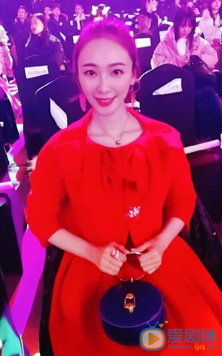 田娜生活照 田娜高清写真_田娜高清剧照