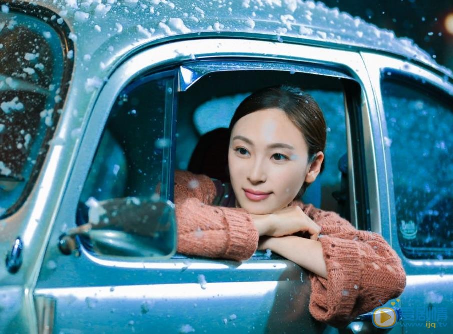 田娜时尚街拍 田娜高清写真_田娜高清剧照