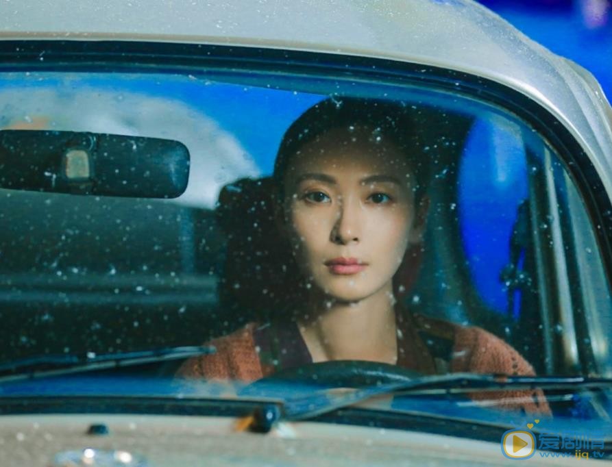 田娜时尚街拍 田娜高清写真_田娜高清剧照
