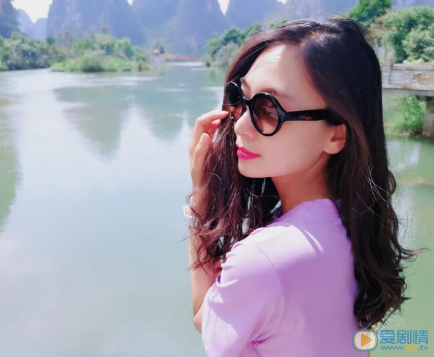 田娜山水田园照 田娜高清写真_田娜高清剧照