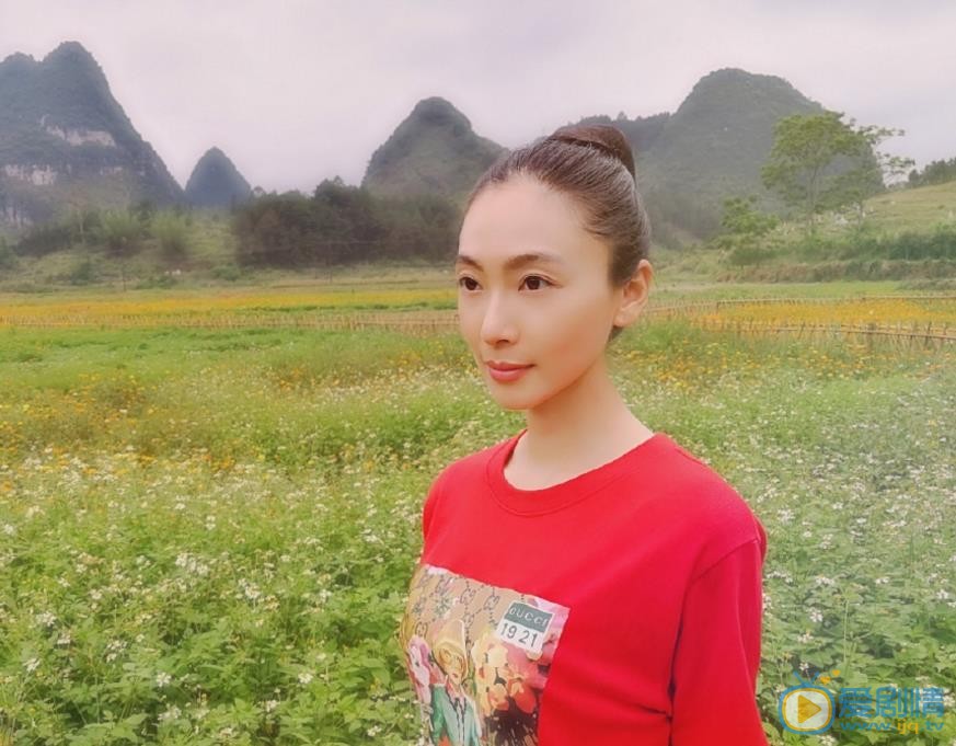 田娜山水田园照 田娜高清写真_田娜高清剧照
