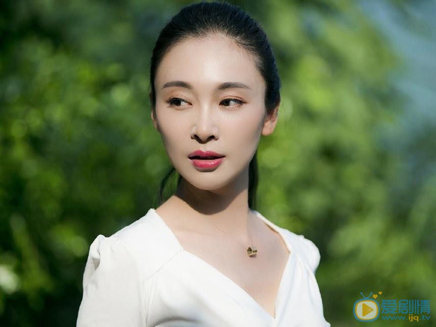 田娜清新写真 田娜高清写真_田娜高清剧照