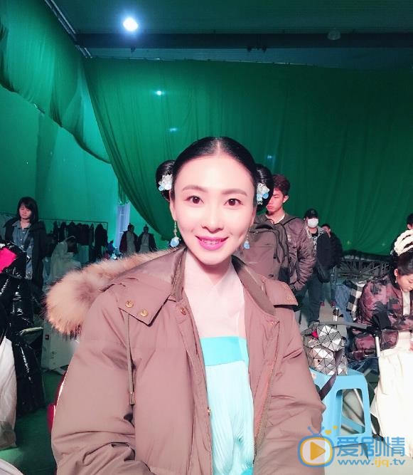 田娜片场照 田娜高清写真_田娜高清剧照